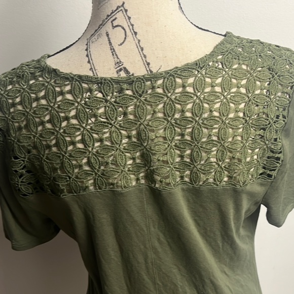 Olive Green Short Sleeve Blouse - Picture 3 of 13